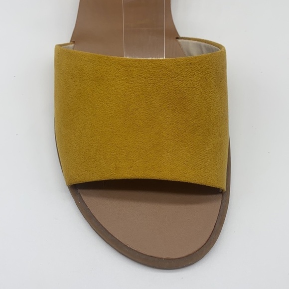 Reaction Kenneth Cole - Jolly Mustard Yellow Suede Open Toe Sandal Size 7.5 - Picture 4 of 15